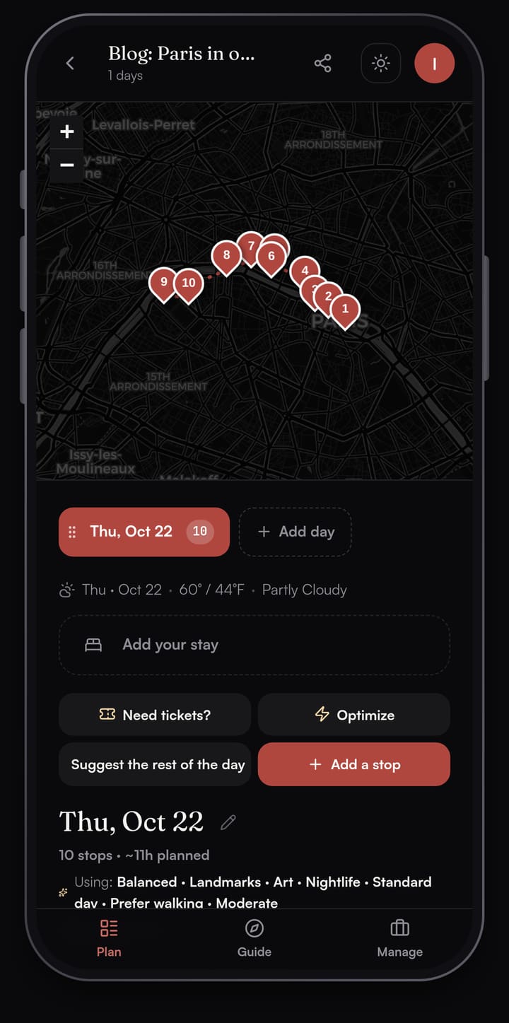 Passage AI map of a one-day Paris walking plan with ten numbered stops along the Seine, from Notre-Dame in the east to the Eiffel Tower in the west